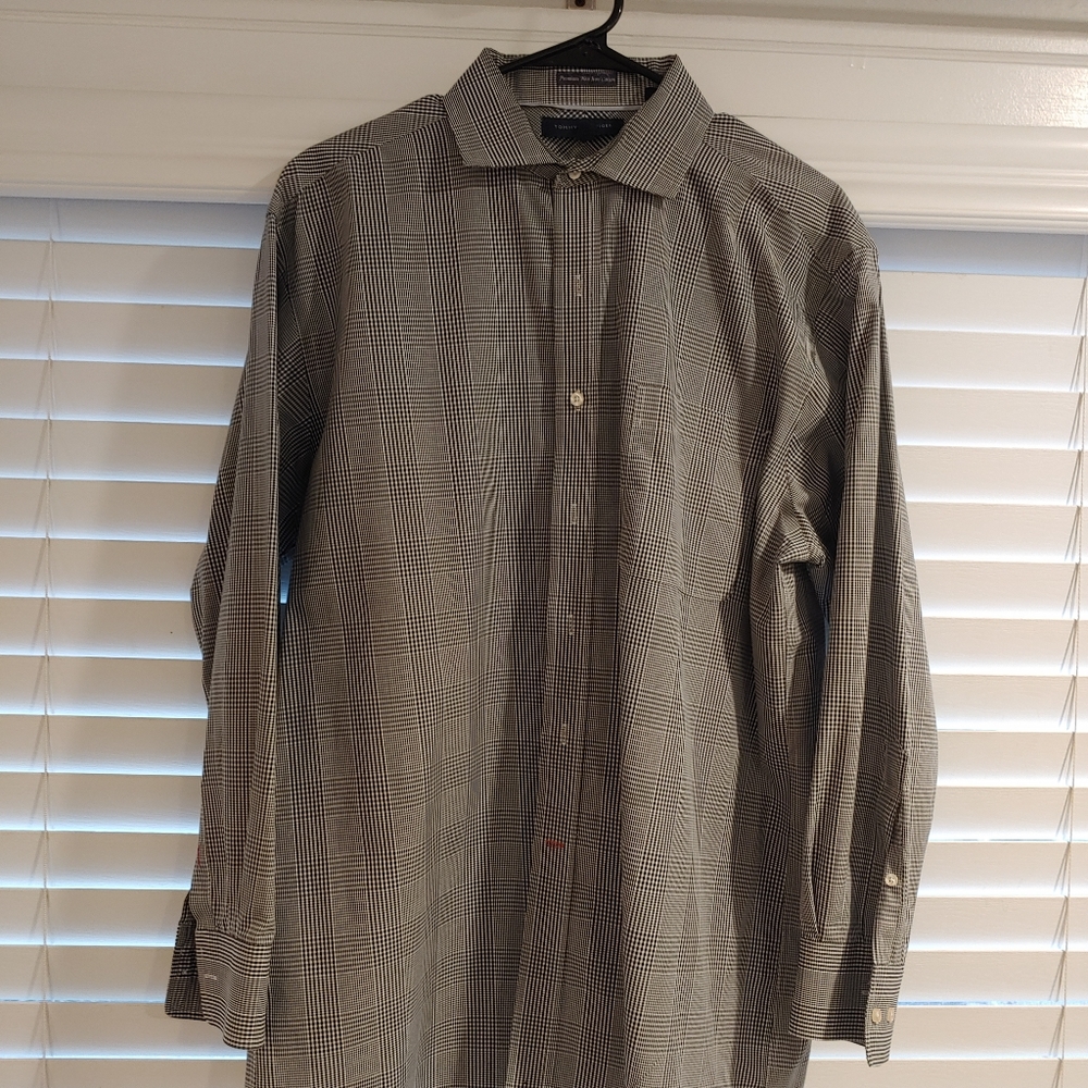 Tommy Hilfiger botton down